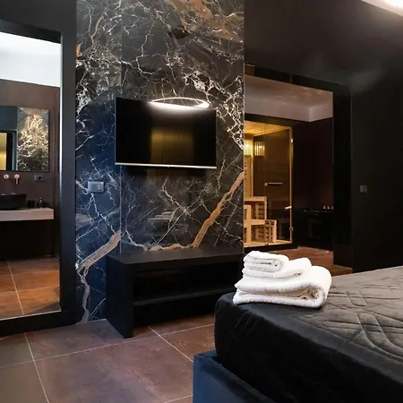Black And Vakantiehuis Carini