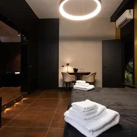 Black And 度假居 *